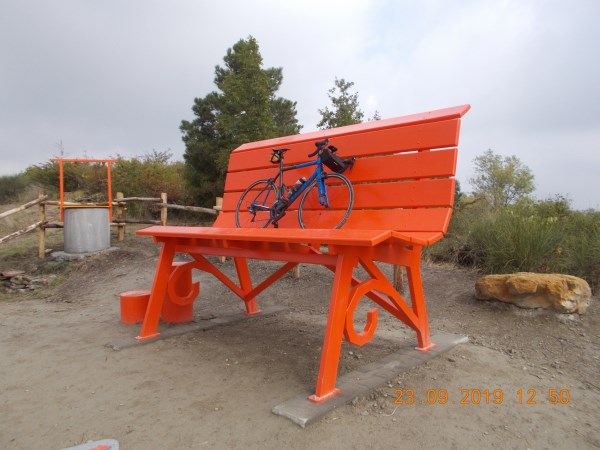 big bench 84 bosio bricco del ronco arancione