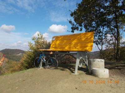 Big Bench 113 Odalengo Grande Giallo su Grigio