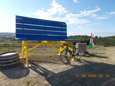 Big Bench 98 Lu Blu su giallo