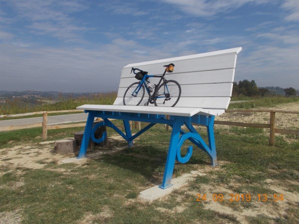 big bench 68 calliano bianco blu